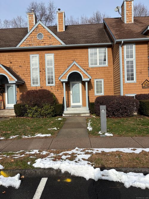 16-16 Joseph Ct, Broad Brook, CT, 06016-9304 | Card Image