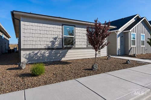 1968 Nw Enterprise St, Mountain Home, ID, 83647-1127 | Card Image