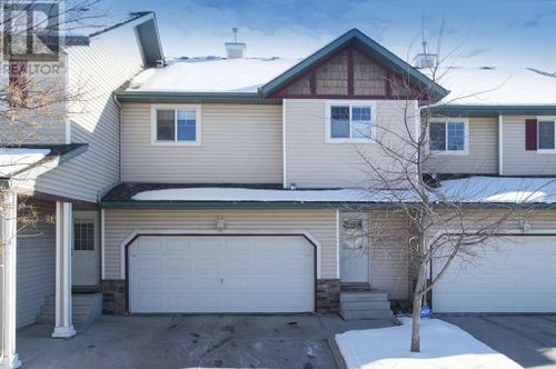 109-2 Westbury Pl Sw, Calgary, AB, T3H5B6 | Card Image