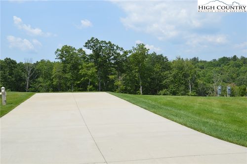 11 Paynes Court, Roaring Gap, NC, 28668 | Card Image