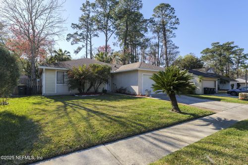 11658 Tyndel Creek Dr, Jacksonville, FL, 32223-7472 | Card Image