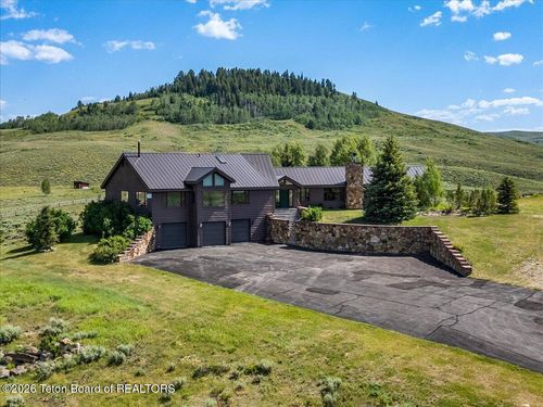 13981 Us Highway 191, Bondurant, WY, 82922-5054 | Card Image
