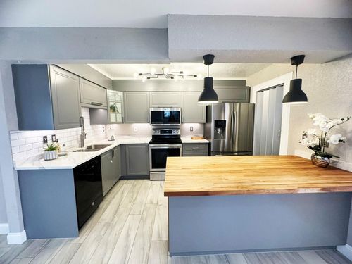 321 Sandtree Dr, Palm Beach Gardens, FL, 33403-1520 | Card Image