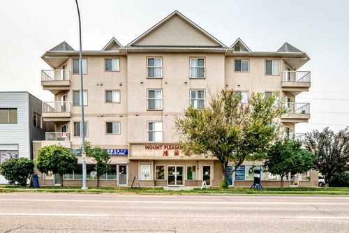 301-1905 Centre St Nw, Calgary, AB, T2E2S7 | Card Image