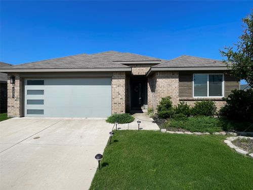 1521 Hulen Park Trl, Alvarado, TX, 76009-2670 | Card Image