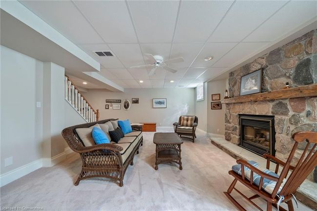 402 Progreston Rd, House other with 2 bedrooms, 4 bathrooms and 14 parking in Carlisle ON | Image 35