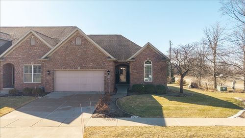 28 Prairie Vista Ct, Bloomington, IL, 61704-8903 | Card Image