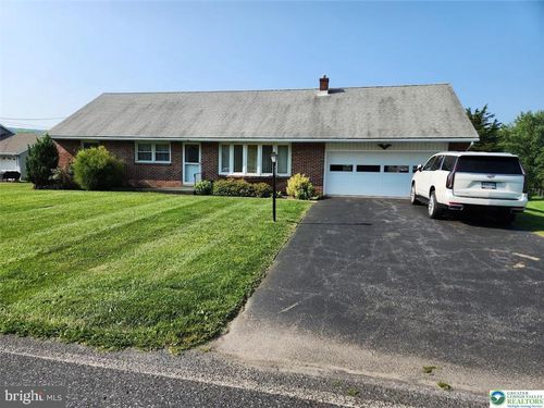 443 Dryville Rd, FLEETWOOD, PA, 19522-9654 | Card Image