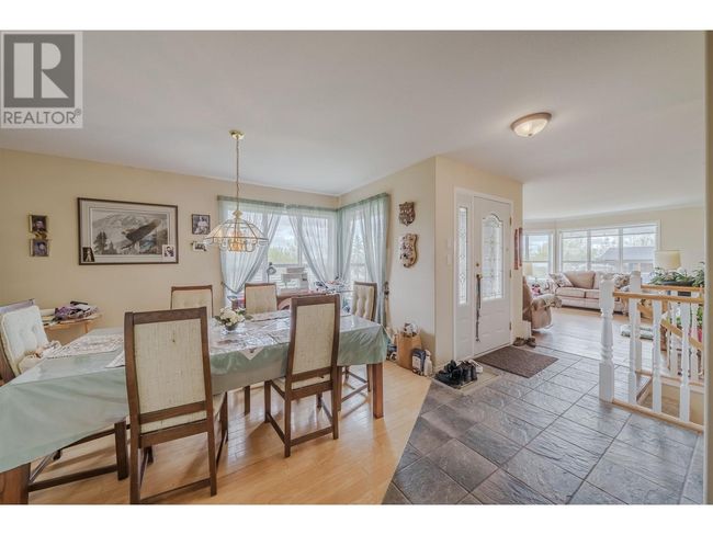 8562 Skyline Dr, House other with 5 bedrooms, 3 bathrooms and null parking in 70 Mile House BC | Image 26
