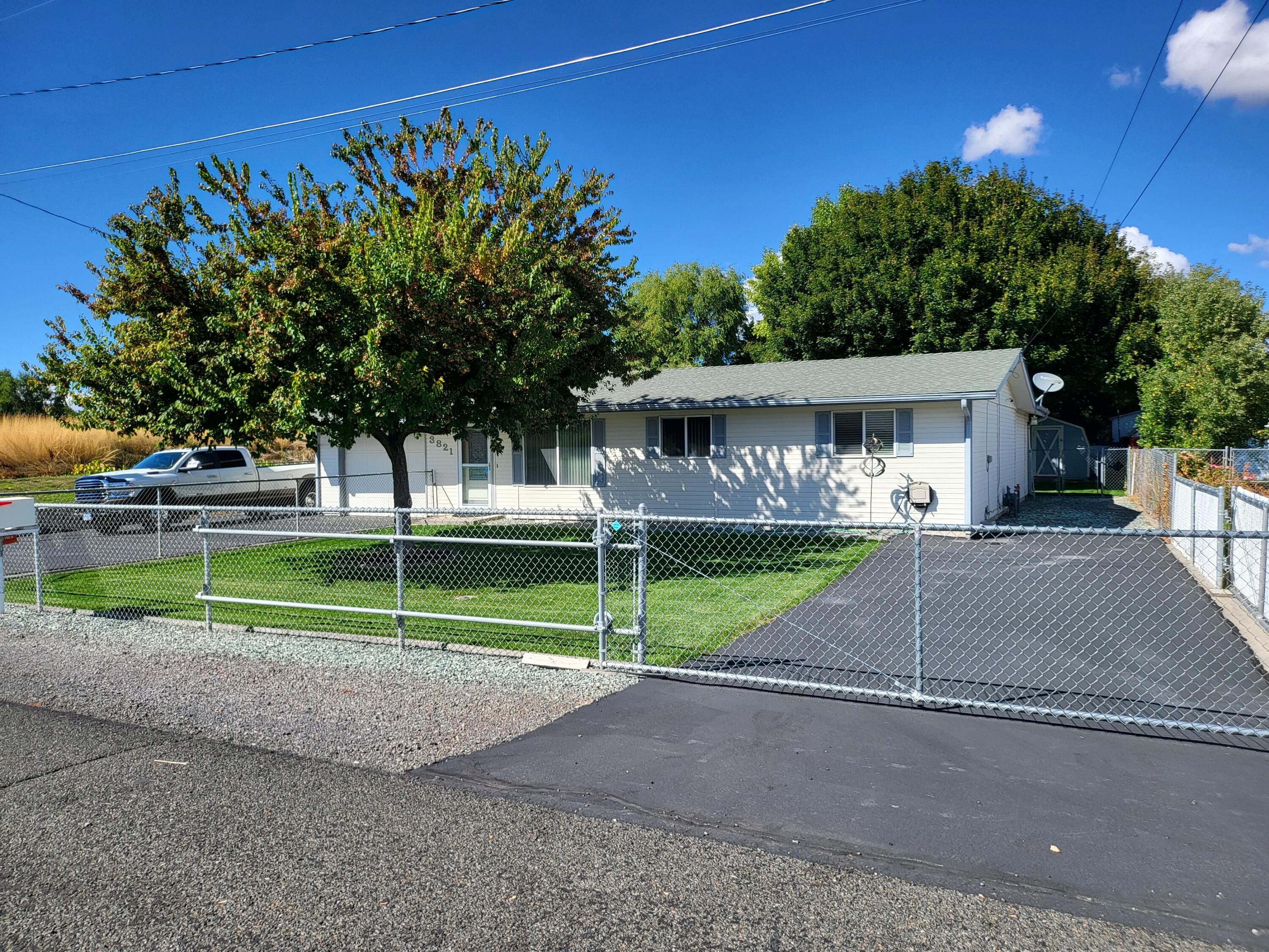 Sturdivant Ave, Klamath Falls, OR 97603