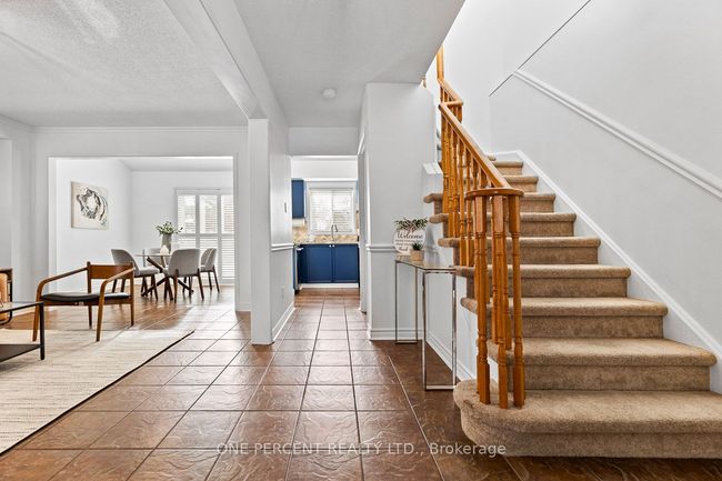 15 Sunshade Pl, House other with 3 bedrooms, 2 bathrooms and 4 parking in Brampton ON | Image 5