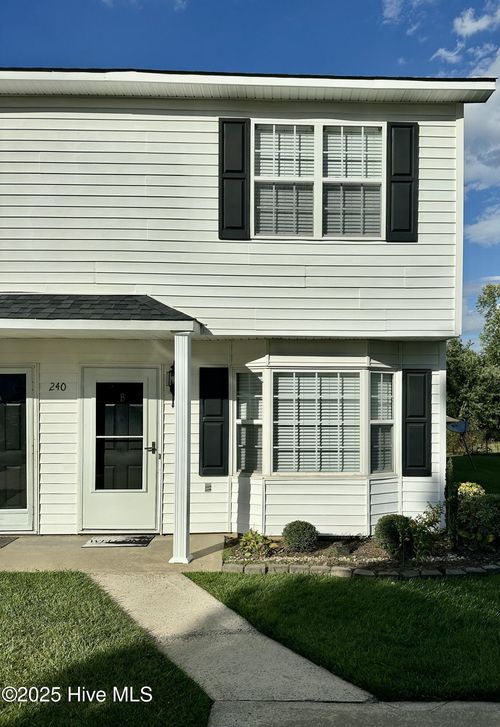 b-240 Lake Rd, Greenville, NC, 27834-4928 | Card Image