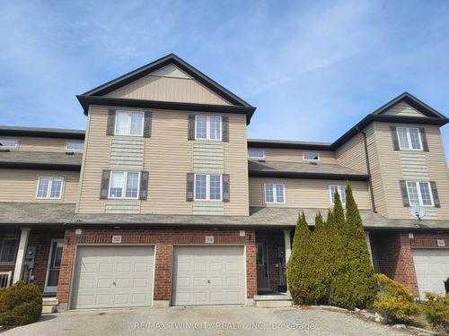 34 Captain Mccallum Dr, New Hamburg, ON, N3A0B7 | Card Image