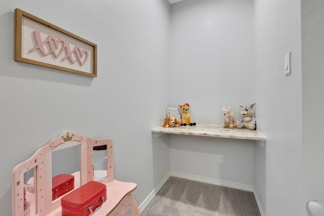 Secondary Bedroom 1 With built-in desk | Image 39