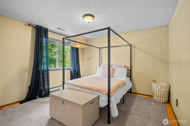 37911 300 Th Ave Se, House other with 3 bedrooms, 3 bathrooms and 6 parking in Enumclaw WA | Image 17