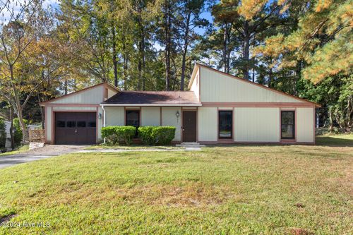 623 Shadowridge Road, Jacksonville, NC, 28546 | Card Image