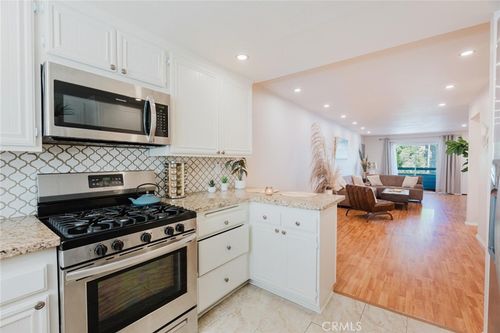 unit-621-20334 Rue Crevier, Canyon Country, CA, 91351-5595 | Card Image