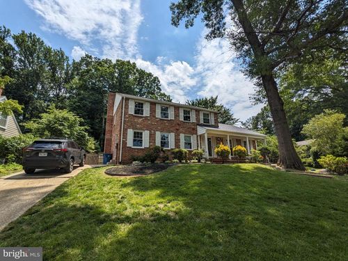 8263 Toll House Rd, ANNANDALE, VA, 22003-4627 | Card Image