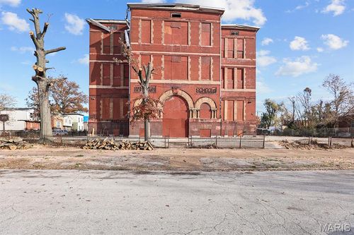 4224 Fair Ave, Saint Louis, MO, 63115 | Card Image