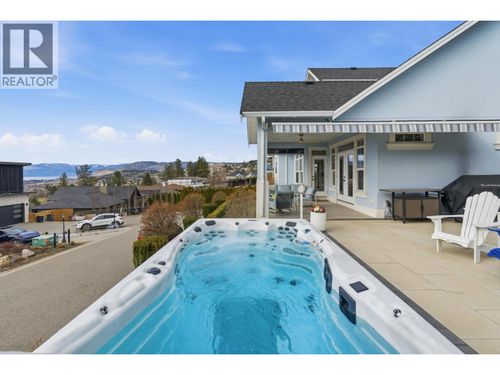 4-3121 Thacker Dr, West Kelowna, BC, V1Z1X6 | Card Image