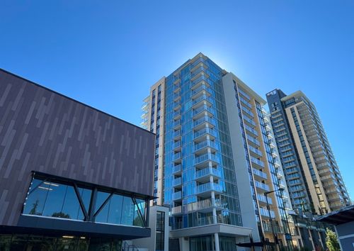 502-1471 Hunter St, North Vancouver, BC, V7J1H3 | Card Image