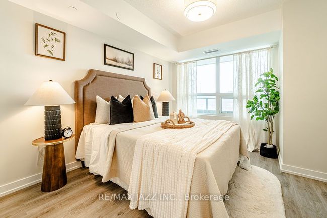 312 - 1435 Celebration Dr, Condo with 2 bedrooms, 2 bathrooms and 1 parking in Pickering ON | Image 6