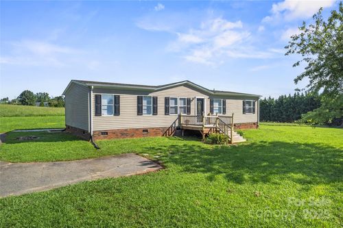 6760 Hildebran View St, Connelly Springs, NC, 28612-8459 | Card Image