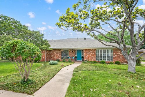2812 Country Club Road, Pantego, TX, 76013 | Card Image