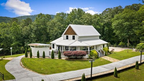 657 Campbell Camp Cir, Blue Ridge, GA, 30513-5071 | Card Image