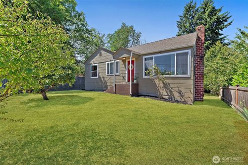 10743 14th Avenue Sw, Seattle, WA, 98146 | Card Image