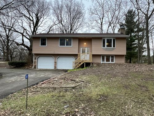 111 Navaho Ln, Loda, IL, 60948-9609 | Card Image