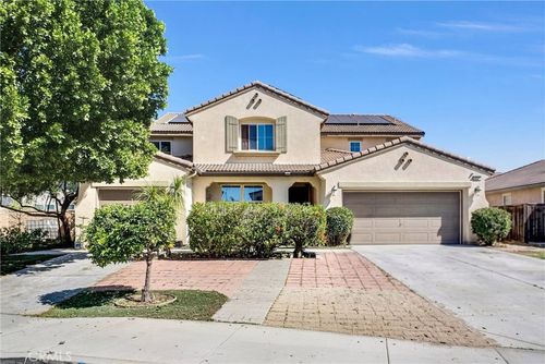 5570 Lark Sparrow Ct, Jurupa Valley, CA, 91752-4510 | Card Image