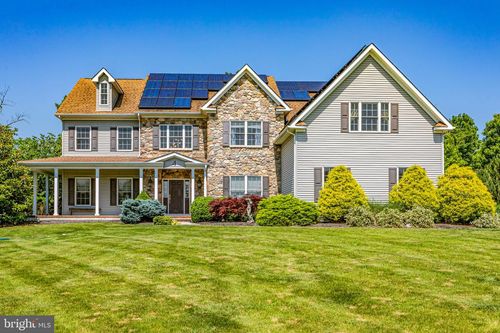 4 Wingover Farm Ct, FLEMINGTON, NJ, 08822-4545 | Card Image