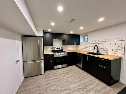 lower-66 Whitburn Cres, North York, ON, M3M2S4 | Card Image