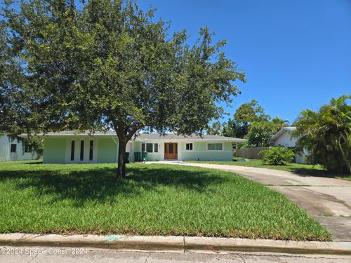 471 N 4th St, Cocoa Beach, FL, 32931-2801 | Card Image
