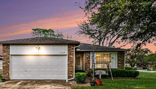 1113 Union Valley Dr, Pearland, TX, 77581-2438 | Card Image