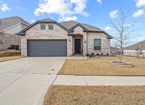 5321 Waterview Ct, Haltom City, TX, 76137-2606 | Card Image
