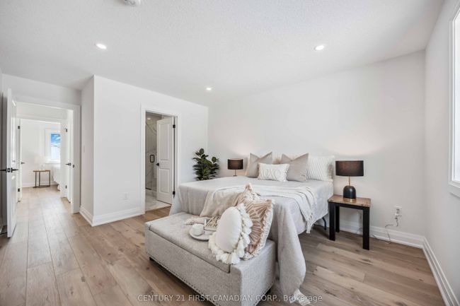 483 Huron St, House other with 3 bedrooms, 3 bathrooms and 2 parking in Wyoming ON | Image 23