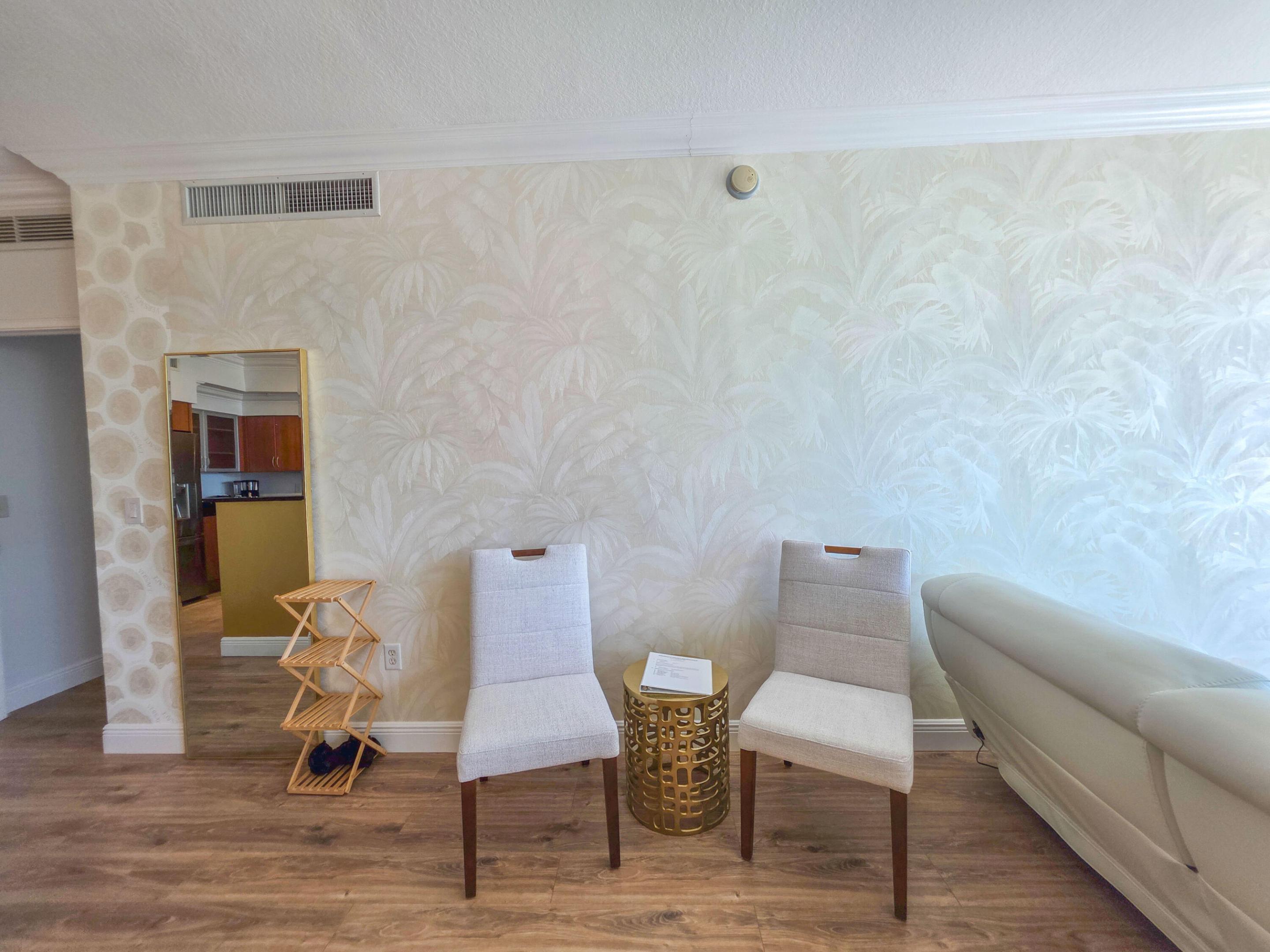 Residential Lease in Lantana 5