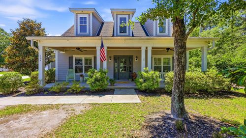 164 Hill Dr, Pawleys Island, SC, 29585-8388 | Card Image