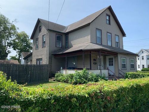 508 Pennsylvania Ave, Matamoras, PA, 18336-1632 | Card Image