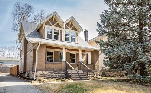 5827 Cherry St, Kansas City, MO, 64110-3023 | Card Image