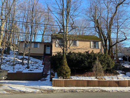 9 Walden Pond Ave, Saugus, MA, 01906-1129 | Card Image