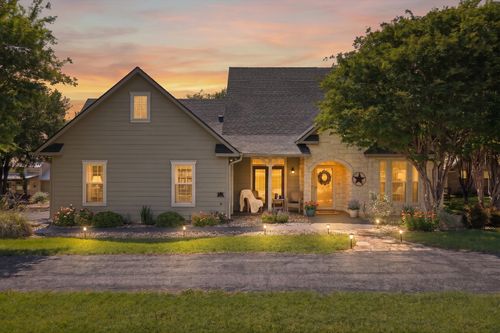 1712 Bent Tree Ct, Granbury, TX, 76049-8086 | Card Image