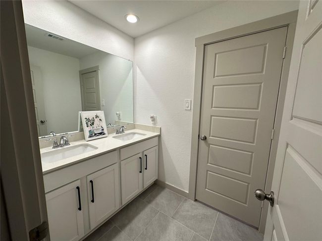 Secondary Bath With Dual Sinks | Image 36