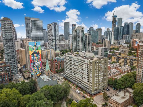 810-130 Carlton St, Toronto, ON, M5A4K3 | Card Image