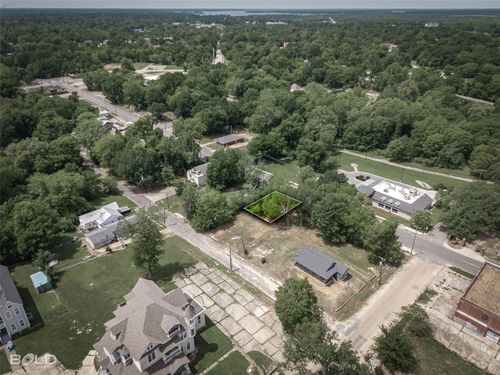 1219 Milam St, Shreveport, LA, 71101-3330 | Card Image