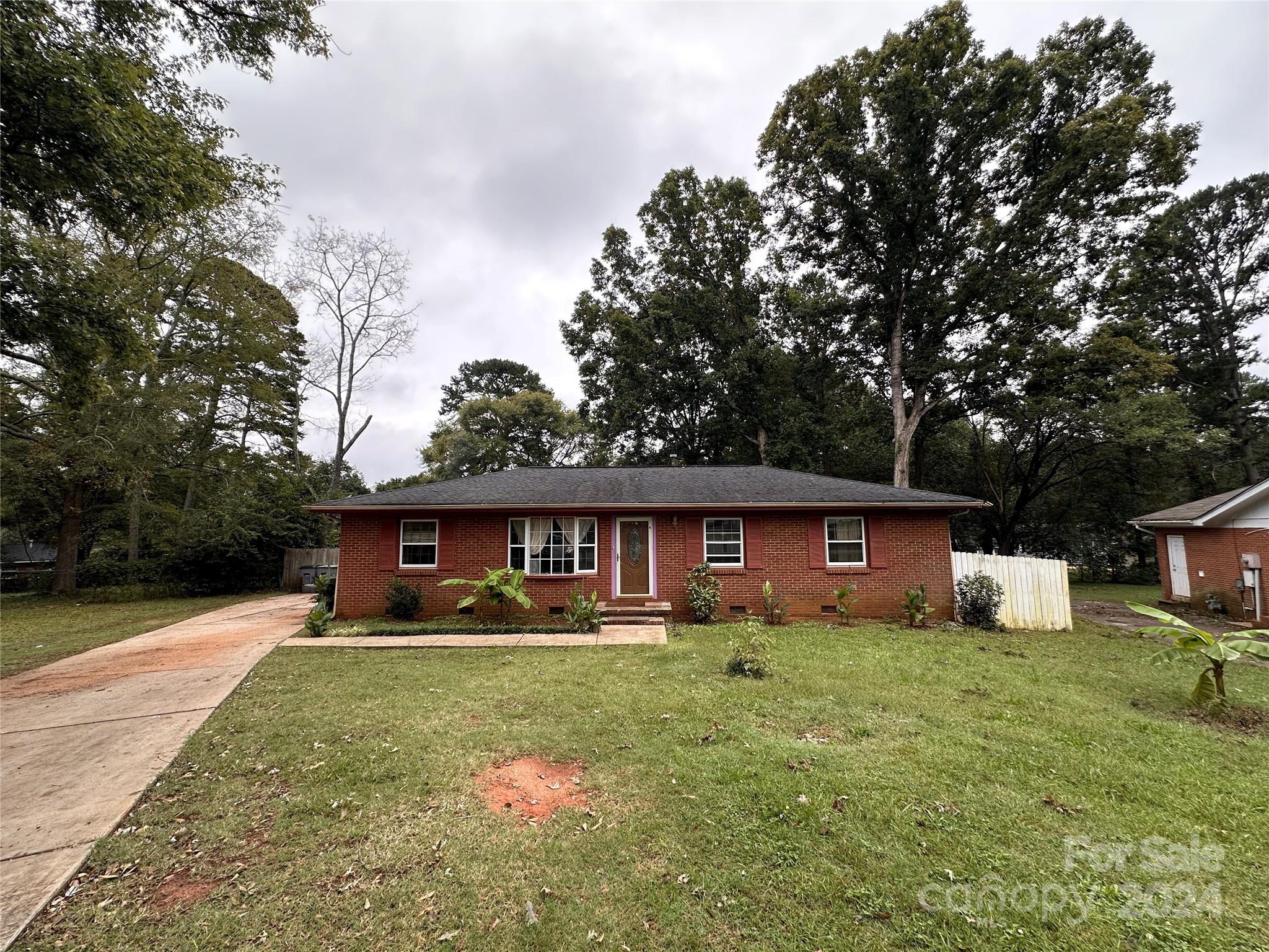 Farmwood Ct, Charlotte, NC 28214