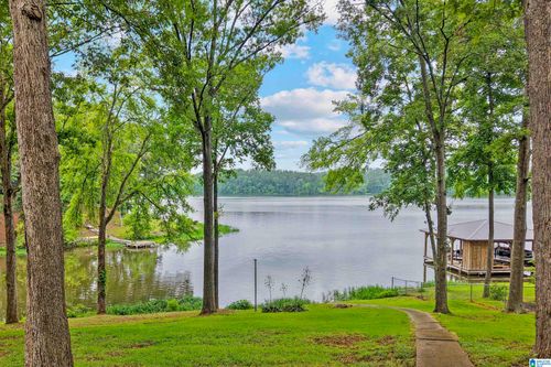 55 Christa Cir, SHELBY, AL, 35143-7021 | Card Image