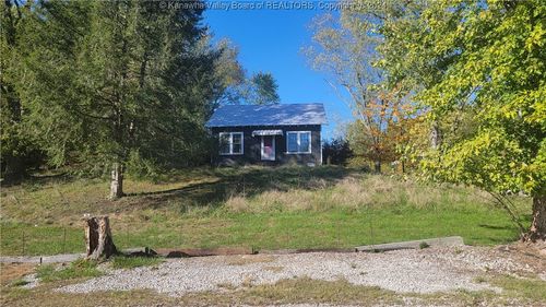 7820 W Park Avenue, Hamlin, WV, 25523 | Card Image